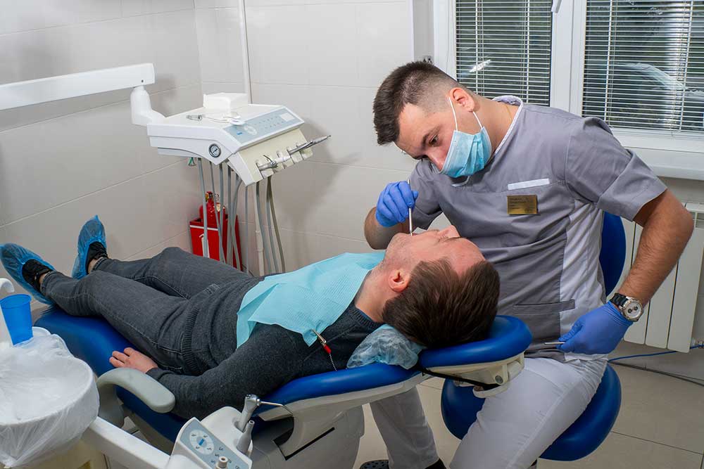 Какие стоматологические пломбы долговечнее?